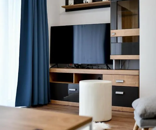 White Hill * זאדאר